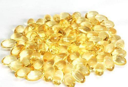  睡前1粒維E，皮膚會獲得3個好處，堅持使用