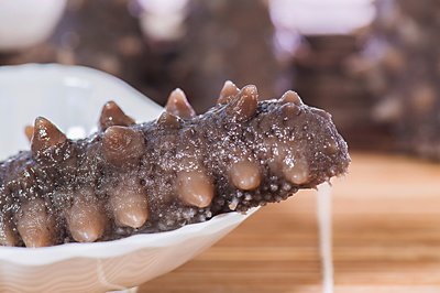 夏季天熱，海參溫補不能少